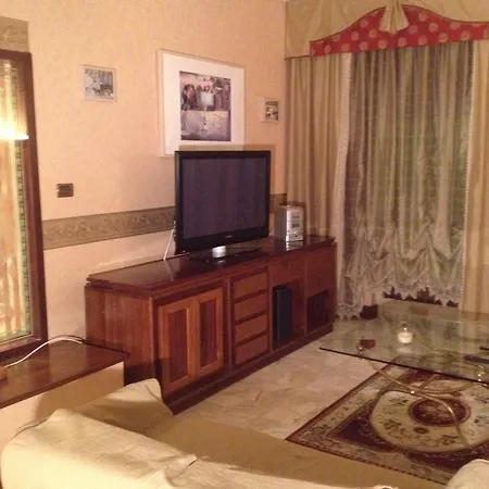 住宿加早餐酒店 Il Bagolaro Dell'etna Sant'Agata Li Battiati