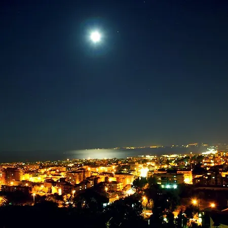 Il Bagolaro Dell'etna Sant'Agata Li Battiati